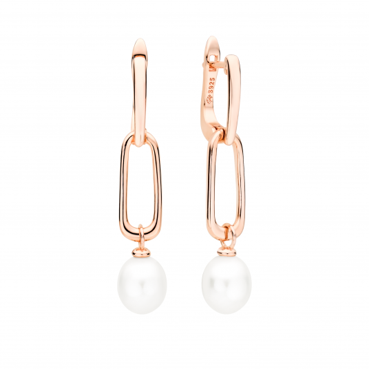 Gold plated earrings with pearls